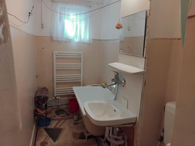 Apartament cu 2 camere semidecomandat în Sud