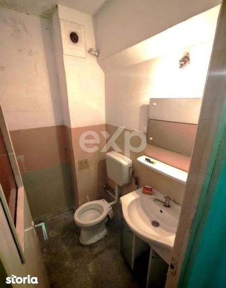 Apartament cu 4 camere decomandat în Central