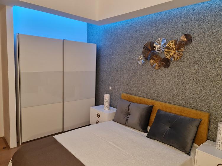 Apartament cu 2 camere decomandat, mobilat în Faleza Nord