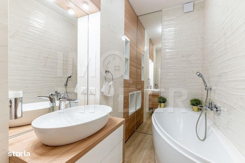 Apartament cu 4 camere în Plopilor