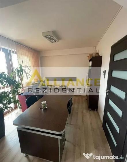 Spațiu comercial, de 114 mp, în Central