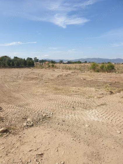 Teren de 1354 mp, în Central