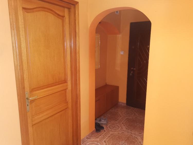 Apartament cu 2 camere decomandat, mobilat în Giurgiului