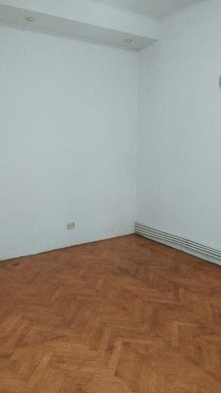 Apartament cu 3 camere decomandat în Universitate