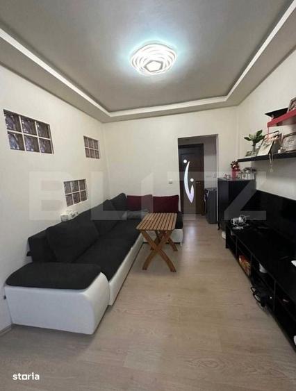 Apartament cu 3 camere decomandat în Criș