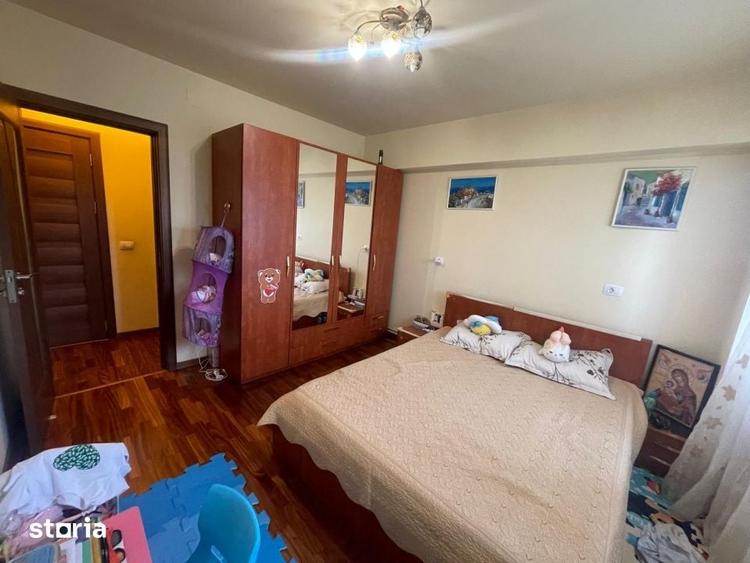 Apartament cu 4 camere decomandat în Central