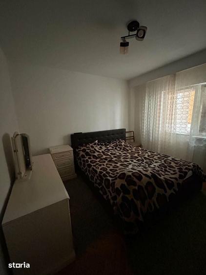 Apartament cu 4 camere în Traian