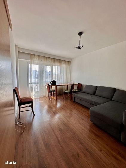 Apartament cu 3 camere decomandat în Bucur Obor