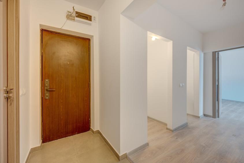 Apartament cu 2 camere decomandat în Banu Manta