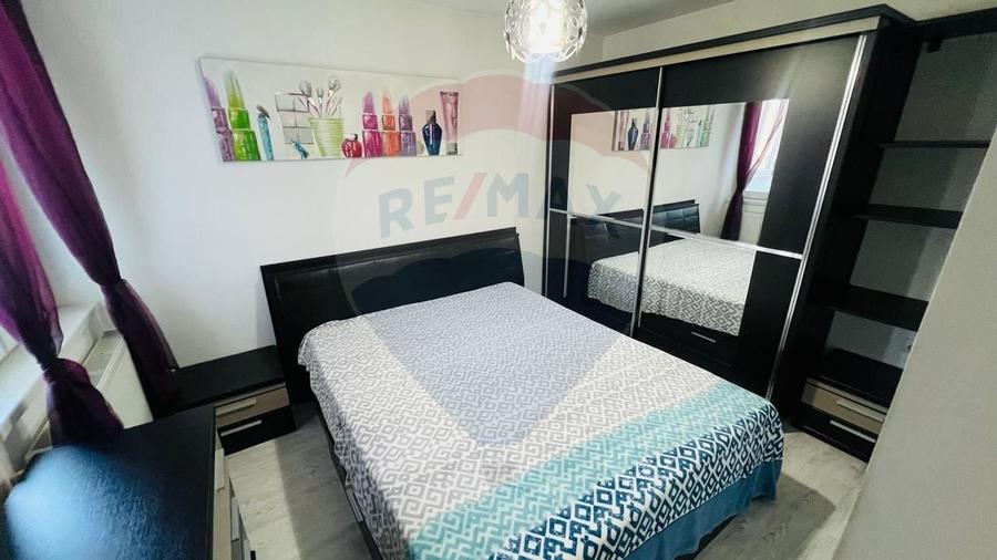 Apartament de inchiriat cu 3 camere  zona Canal 7 - 6