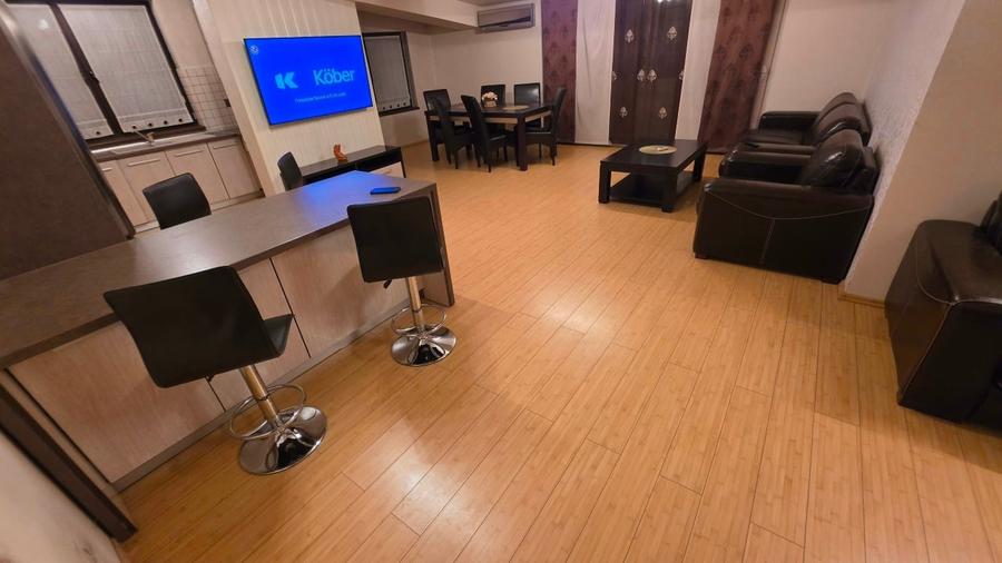 Apartament cu 4 camere decomandat, mobilat în Independenței