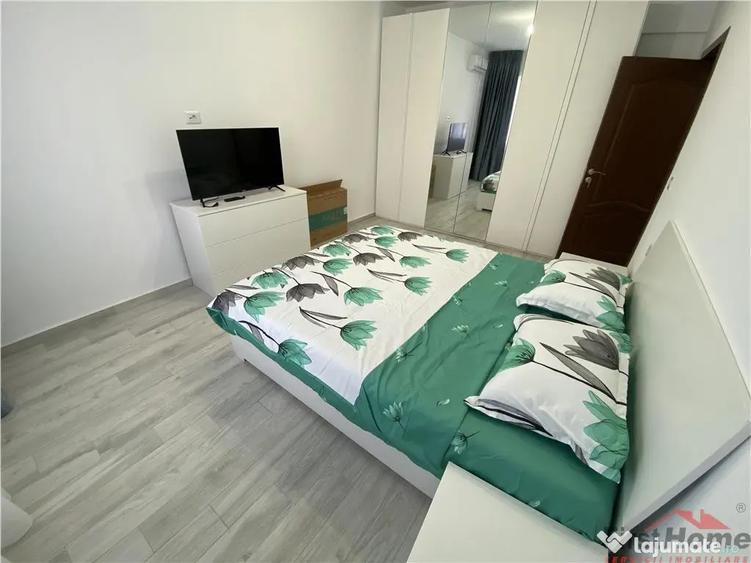 Apartament cu 3 camere decomandat, mobilat în Ultracentral