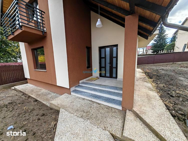 Casă cu 4 camere cu Teren 427 Mp în Letea Veche