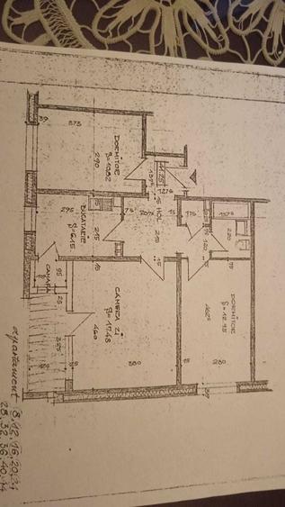 Apartament cu 3 camere decomandat în Titan