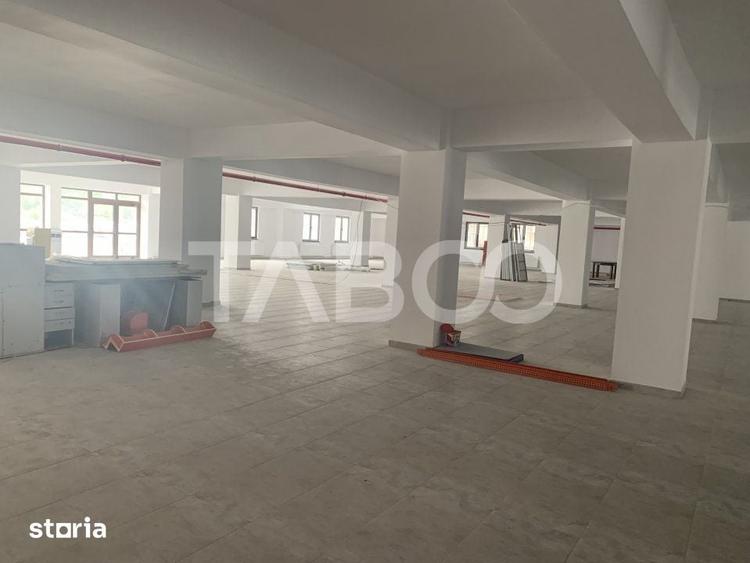 Spațiu comercial, de 600 mp, în Central