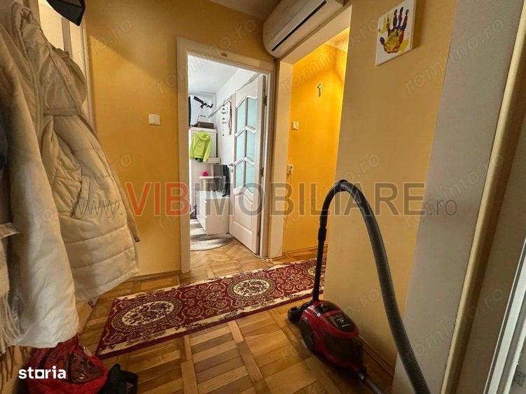 3 camere, doua balcoane, etaj 3, Sagului - 14