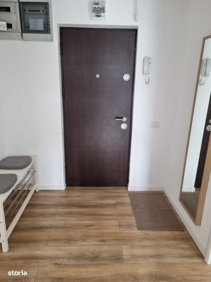 Apartament cu 3 camere decomandat în Colentina