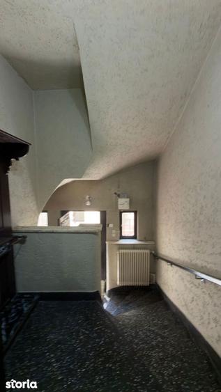 Casă cu 5 camere cu Teren 220 Mp în Ștefan cel Mare