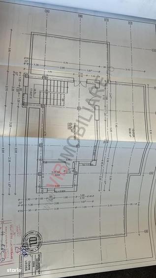 Casă cu 4 camere în Central
