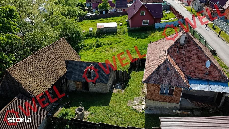 Casă cu 4 camere cu Teren 1185 Mp în Apața