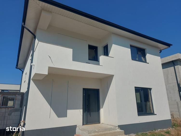 PROPRIETAR, Casa noua, 4 camere, 3 bai, metrou, - 10