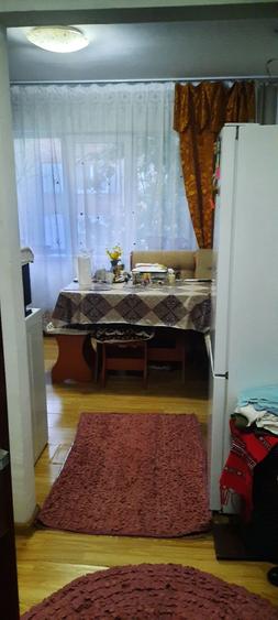 Apartament cu 2 camere decomandat în Popoveni