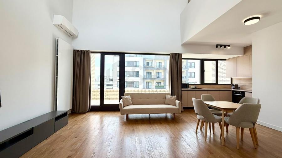 Apartament cu 4 camere semidecomandat, mobilat în Pipera