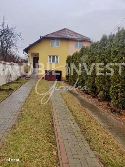 Casă cu 4 camere cu Teren 482 Mp în Ultracentral