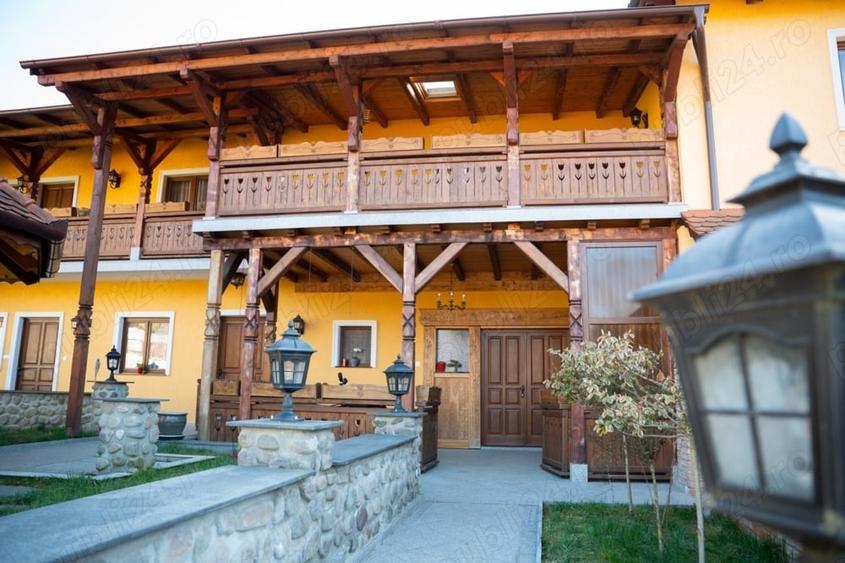 Casă cu 6 camere cu Teren 30000 Mp în Sovata