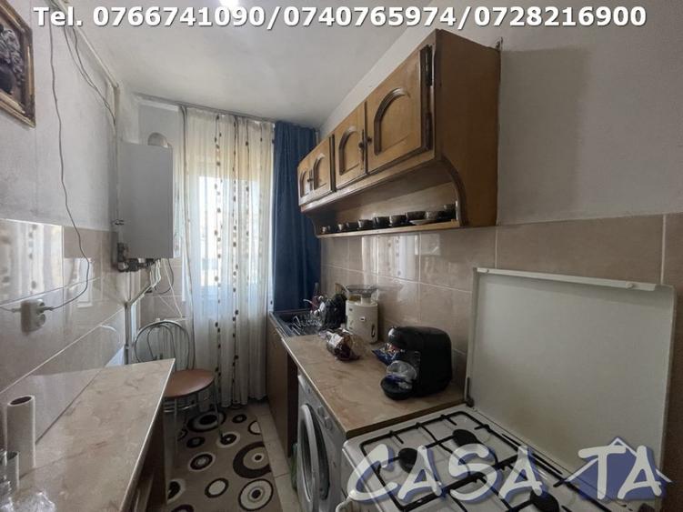 Apartament cu 2 camere decomandat, mobilat în Central