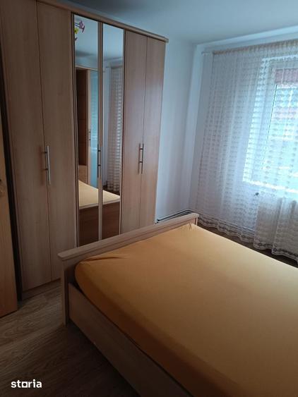 Apartament cu 3 camere în Decebal