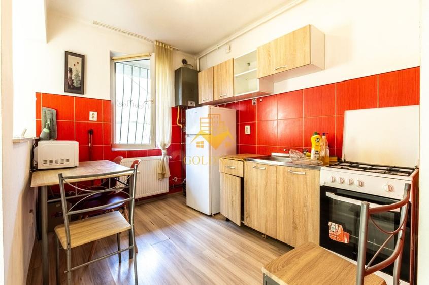 Apartament cu 2 camere semidecomandat, mobilat în Central
