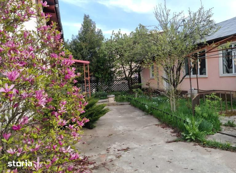 Pipera : Vila duplex cu 596mp teren ! - 1