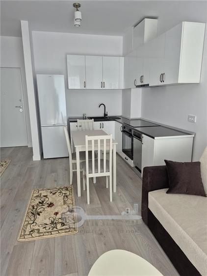 Apartament cu 2 camere decomandat în Baza 3 — fotografia 1