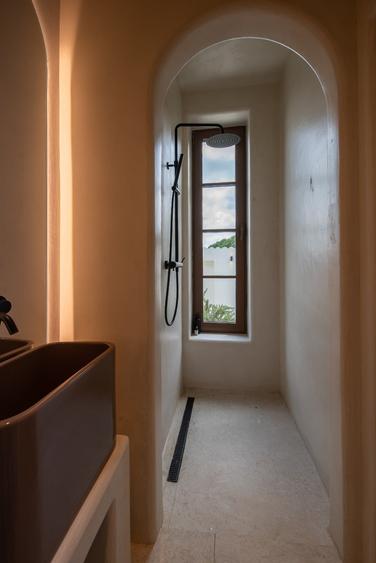 Casă individuală cu 5 camere cu Piscina în Gruiu