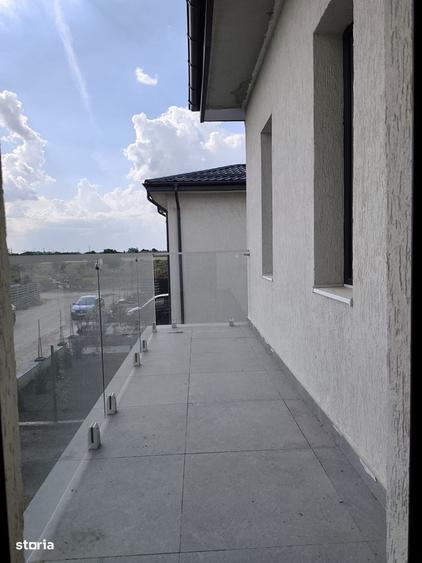 Casă cu 4 camere în Bâcu
