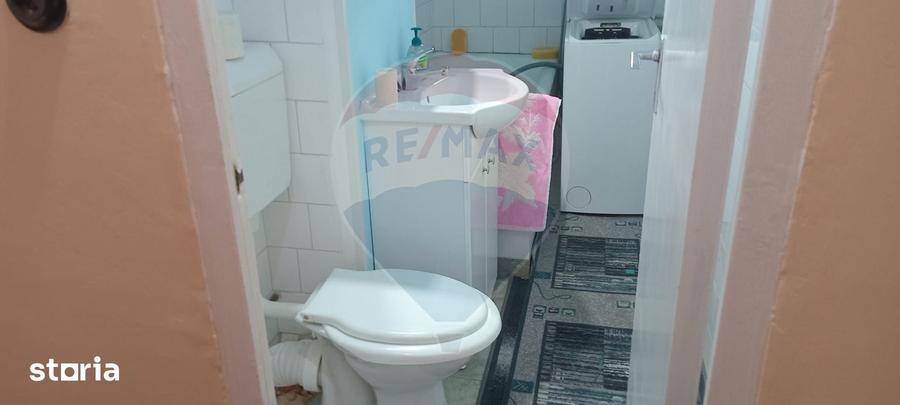 Apartament cu 2 camere semidecomandat în Aurel Vlaicu