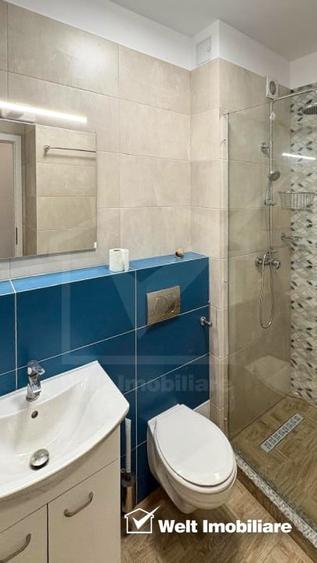 Apartament cu 3 camere semidecomandat, mobilat în Între Lacuri