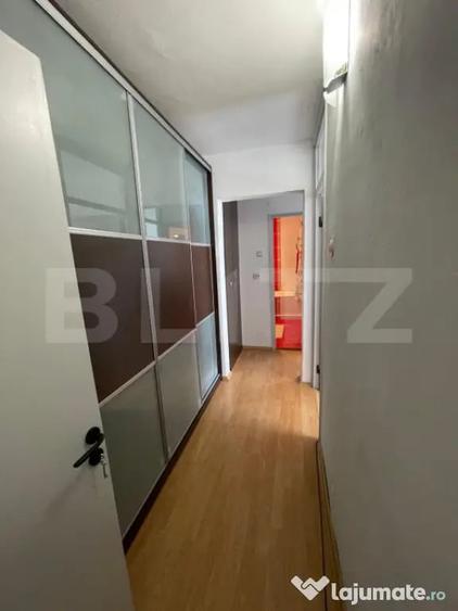 Apartament cu 3 camere decomandat în Lăpuș