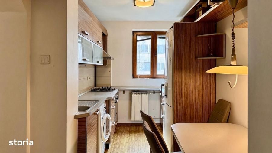 Apartament cu 3 camere decomandat, mobilat în Titan