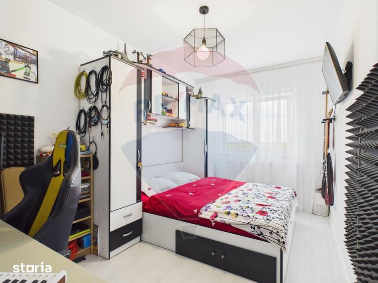 Casă cu 4 camere cu Teren 250 Mp în Cernica