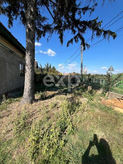 Casă individuală cu 2 camere cu Teren 668 Mp în Greci