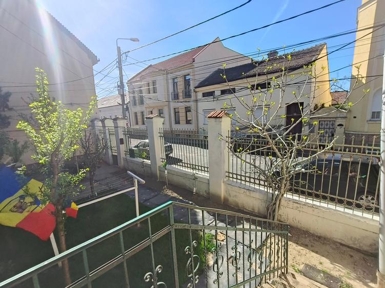 Apartament cu 2 camere în Elisabetin