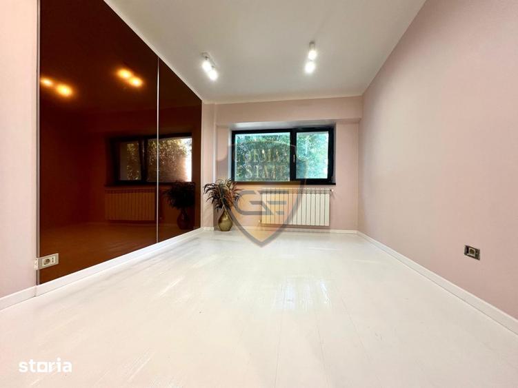 Apartament cu 3 camere decomandat, mobilat în Stadion