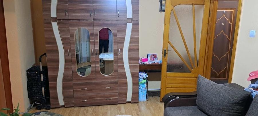Apartament cu 2 camere semidecomandat în Viziru 3