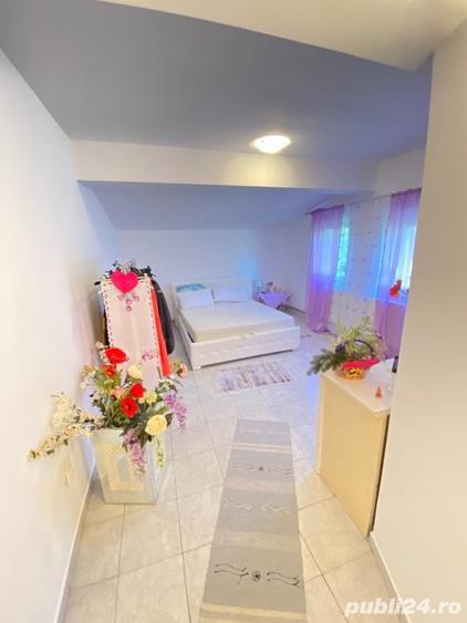 Casă cu 3 camere cu Teren 706 Mp în Central