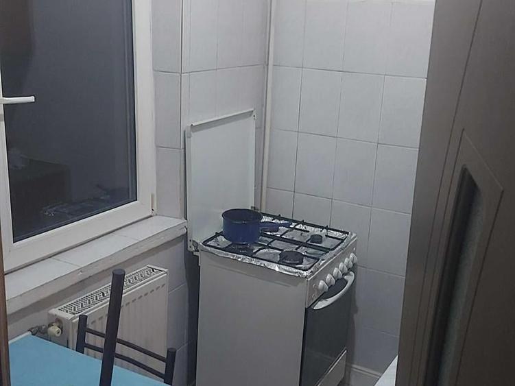Garsonieră semidecomandată, mobilată în 1 Mai