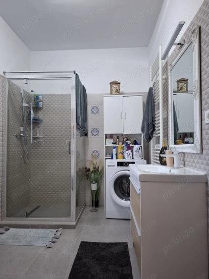 Casă cu 5 camere cu Teren 394 Mp în Moșnița Nouă
