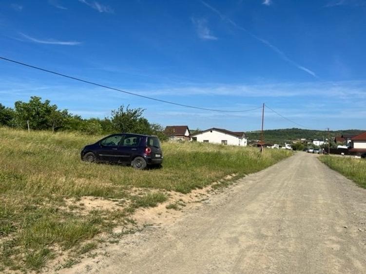 Teren Construcții intravilan de 750 mp, în Sud