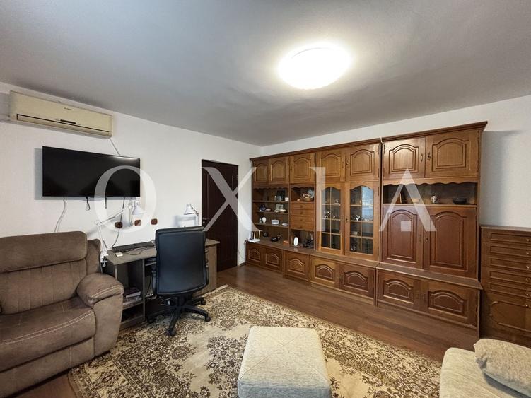 Apartament cu 2 camere semidecomandat, mobilat în Soarelui